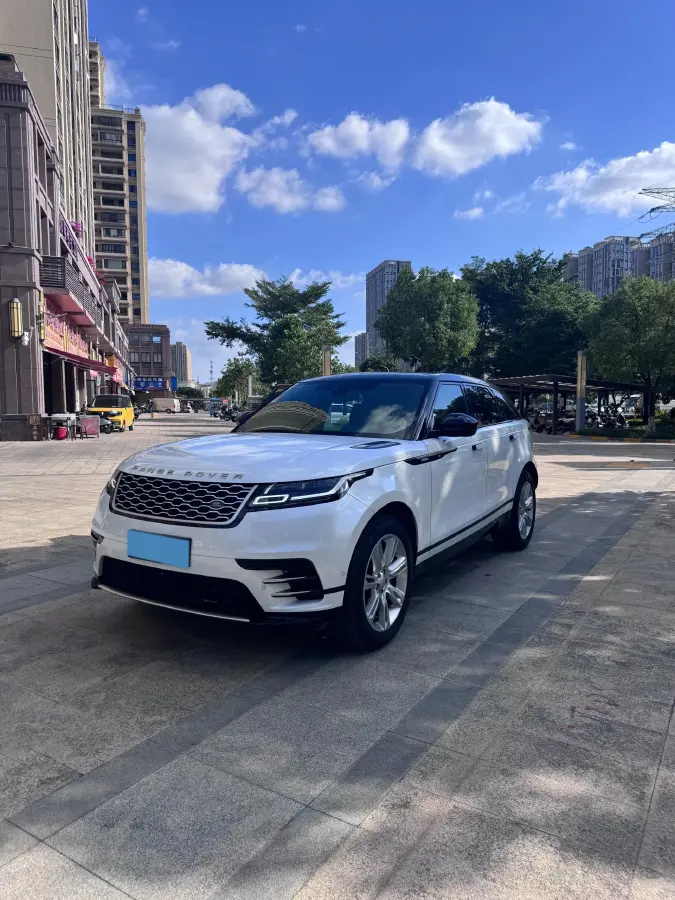 2023 Land Rover Range Rover Velar 2.0T 250HP L4 8AT