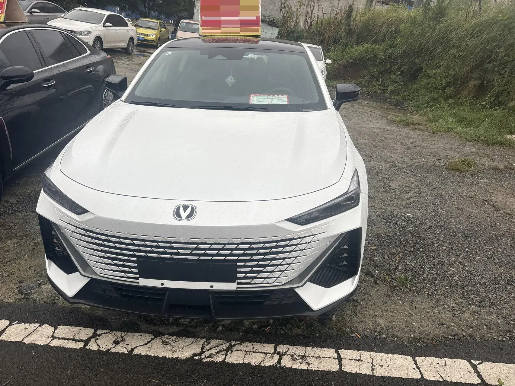 2024 CHANGAN UNI-V thumbnail 2