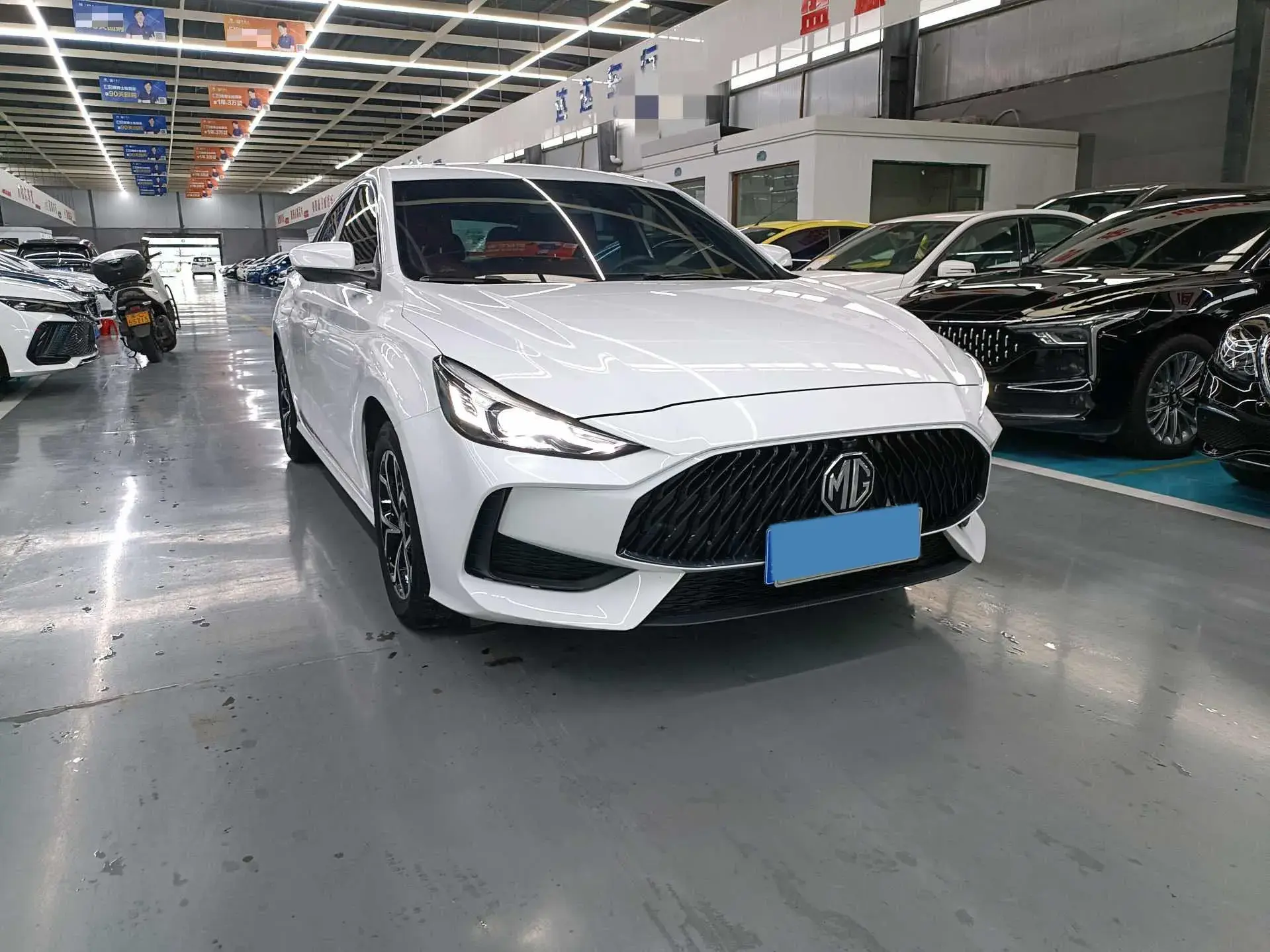 2021 MG 5 thumbnail 3