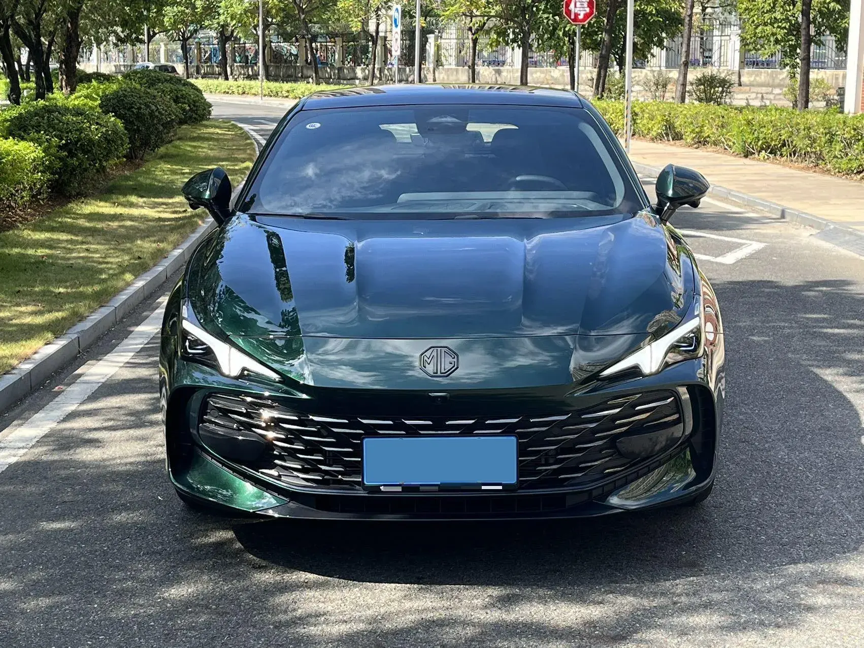 2023 MG 7 thumbnail 2