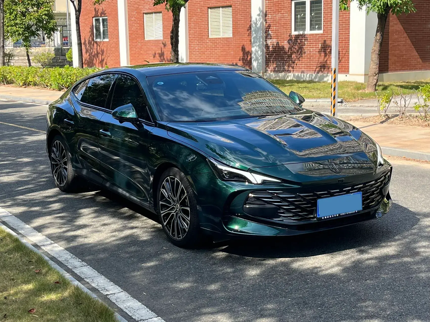 2023 MG 7 thumbnail 3