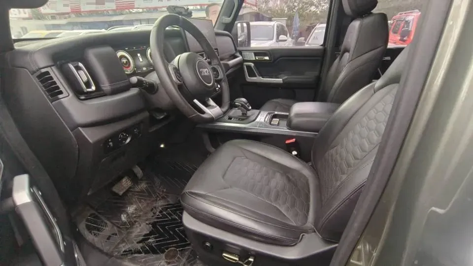 2024 212 212 T01 2.0T 252HP L4 8AT,autocango,china used car exporter,china ev exporter,chinese used car exporter,chinese used ev exporter