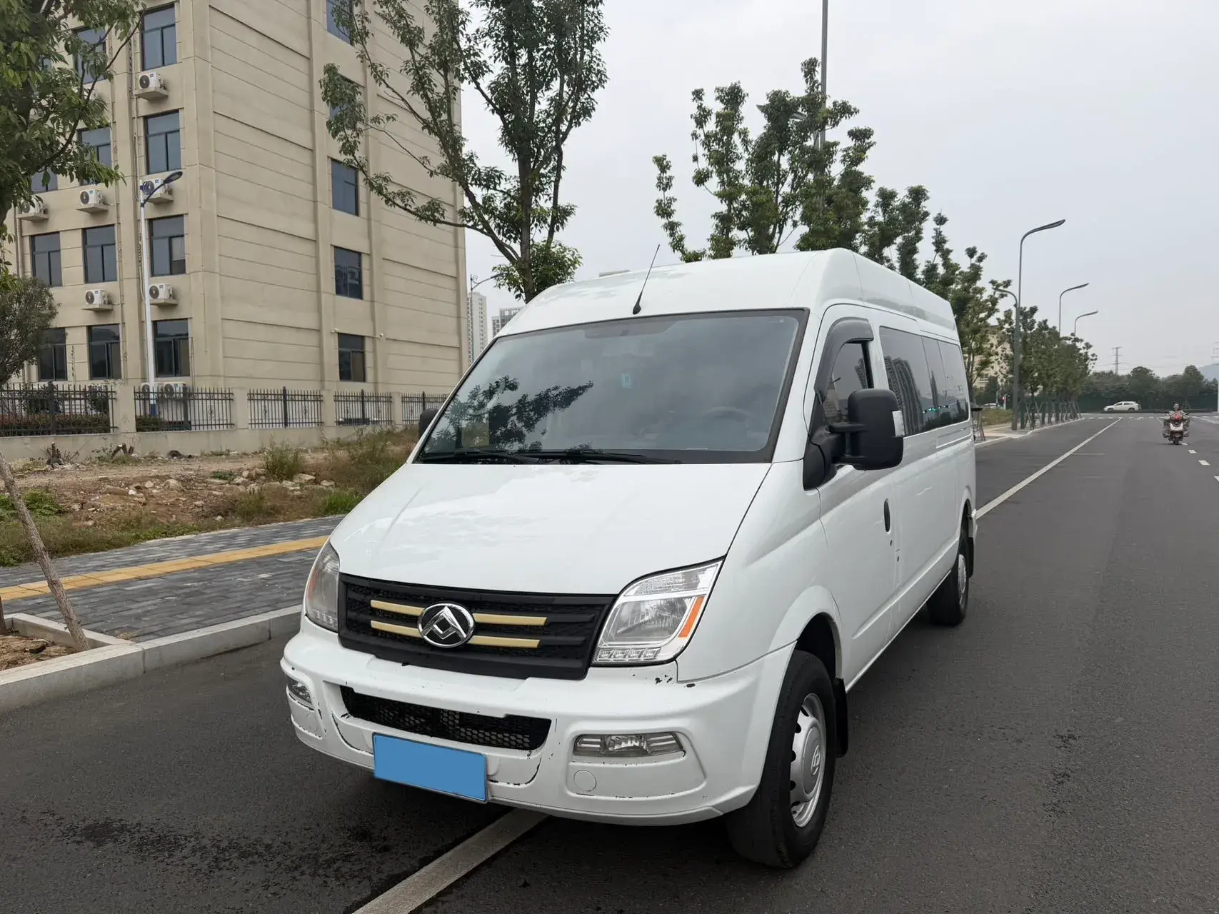 2021 MAXUS XINTU view 1