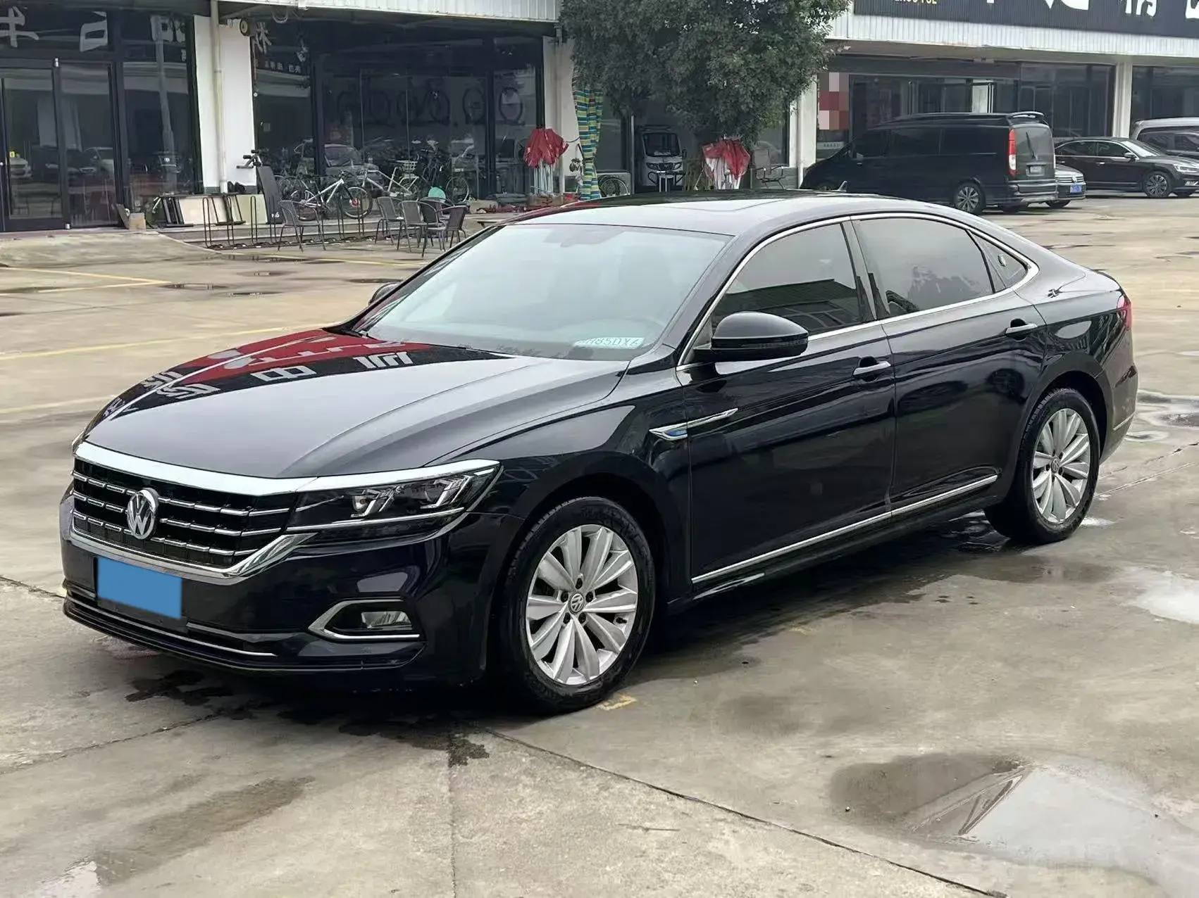 2020 VOLKSWAGEN PASSAT view 1