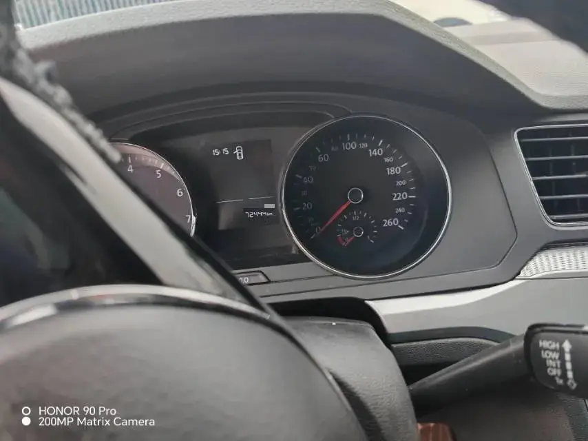 2018 VOLKSWAGEN LAMANDO thumbnail 4