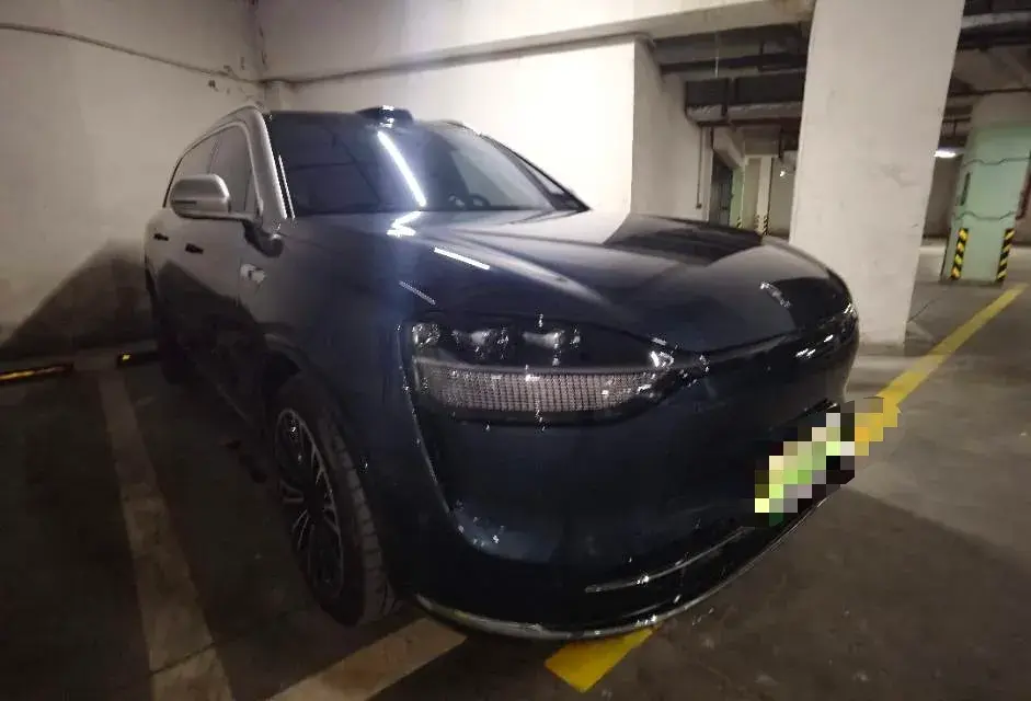 2024 AITO AITO thumbnail 3