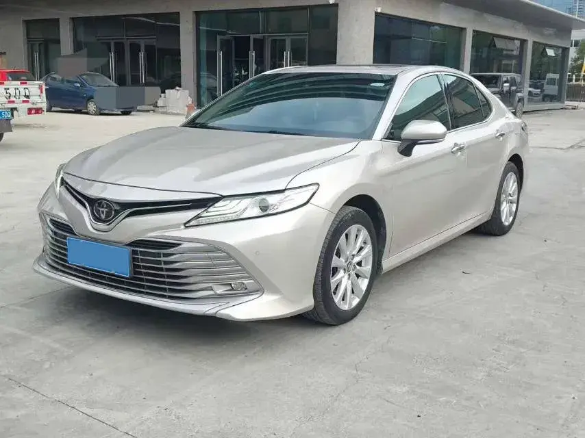 2019 Toyota Camry 2.0L 178HP L4 CVT