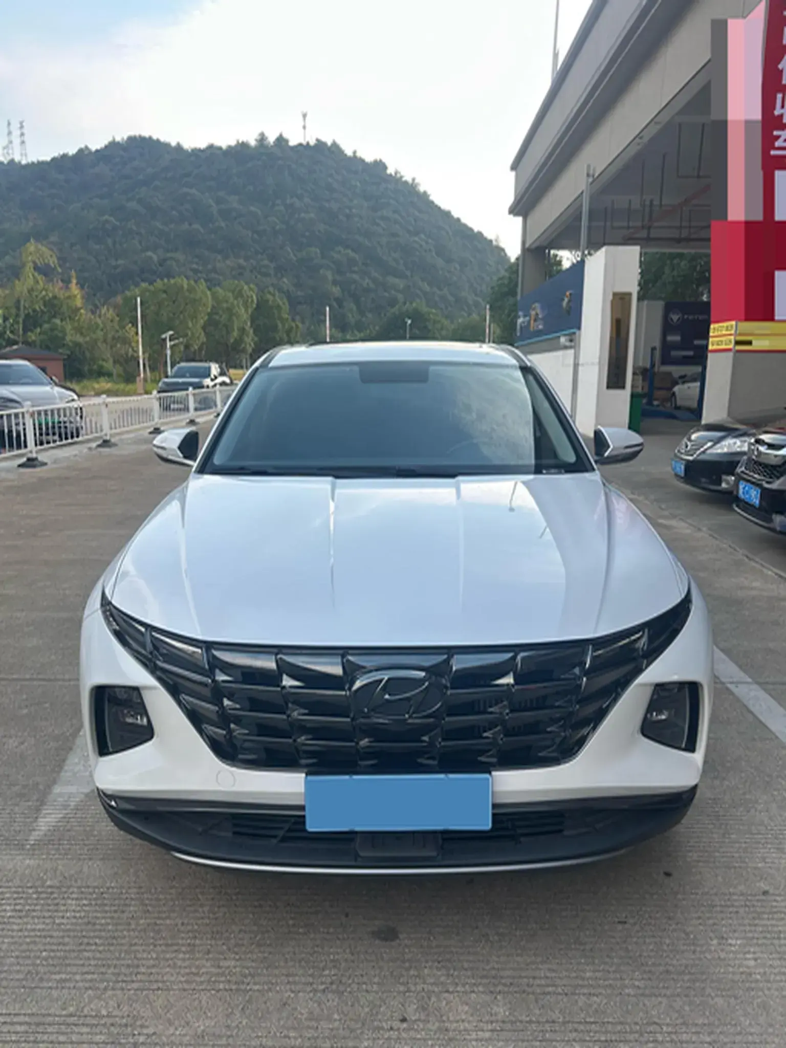 2021 HYUNDAI TUCSON thumbnail 2