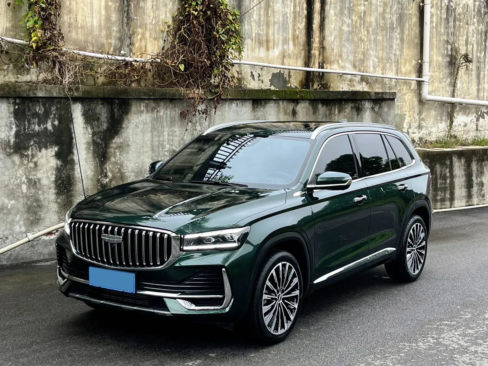 2025 GEELY MONJARO view 1