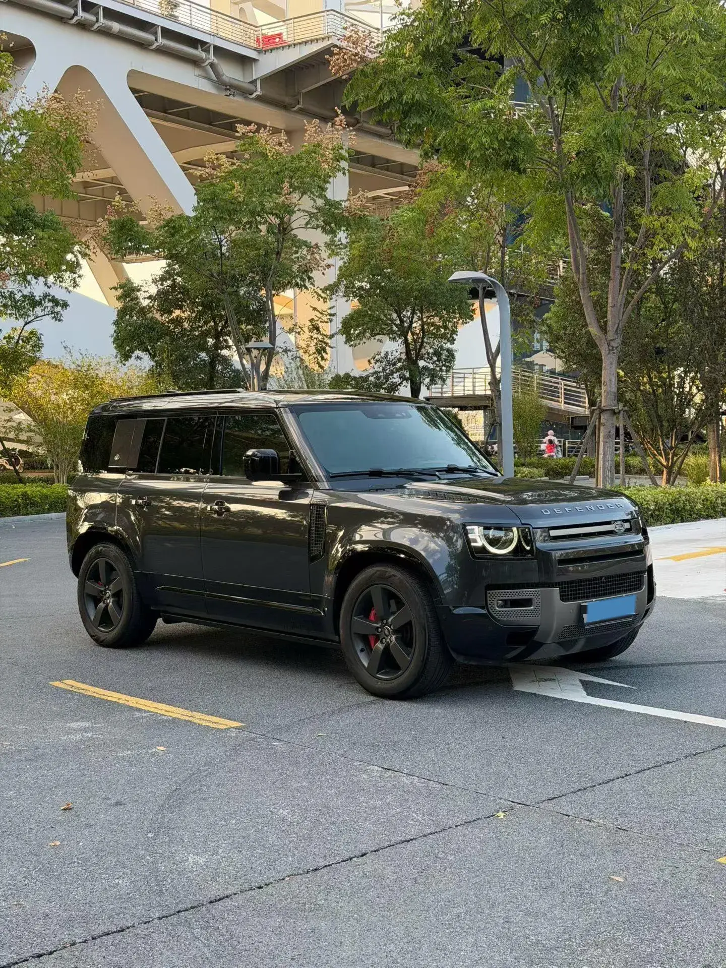 2024 LAND ROVER thumbnail 2