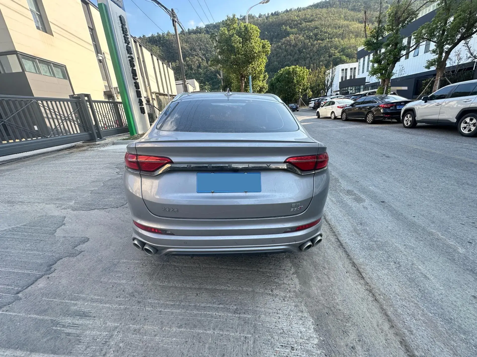 2020 GEELY TUGELLA thumbnail 4