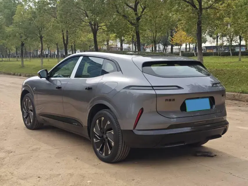 2024 AVATR 07 thumbnail 4