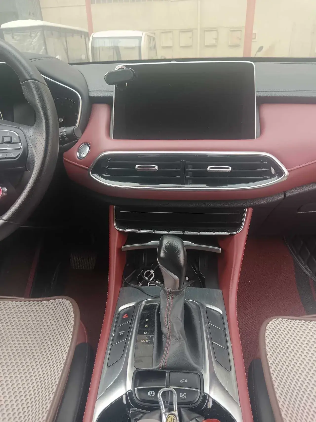 2019 MG HS thumbnail 4