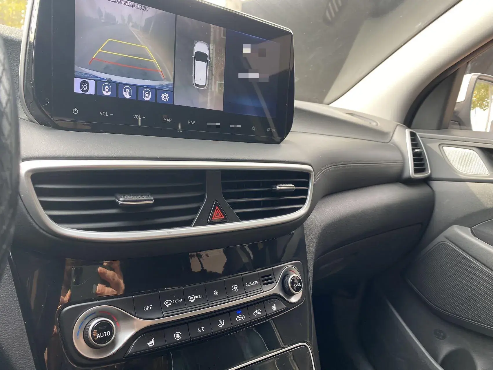 2020 HYUNDAI TUCSON thumbnail 2