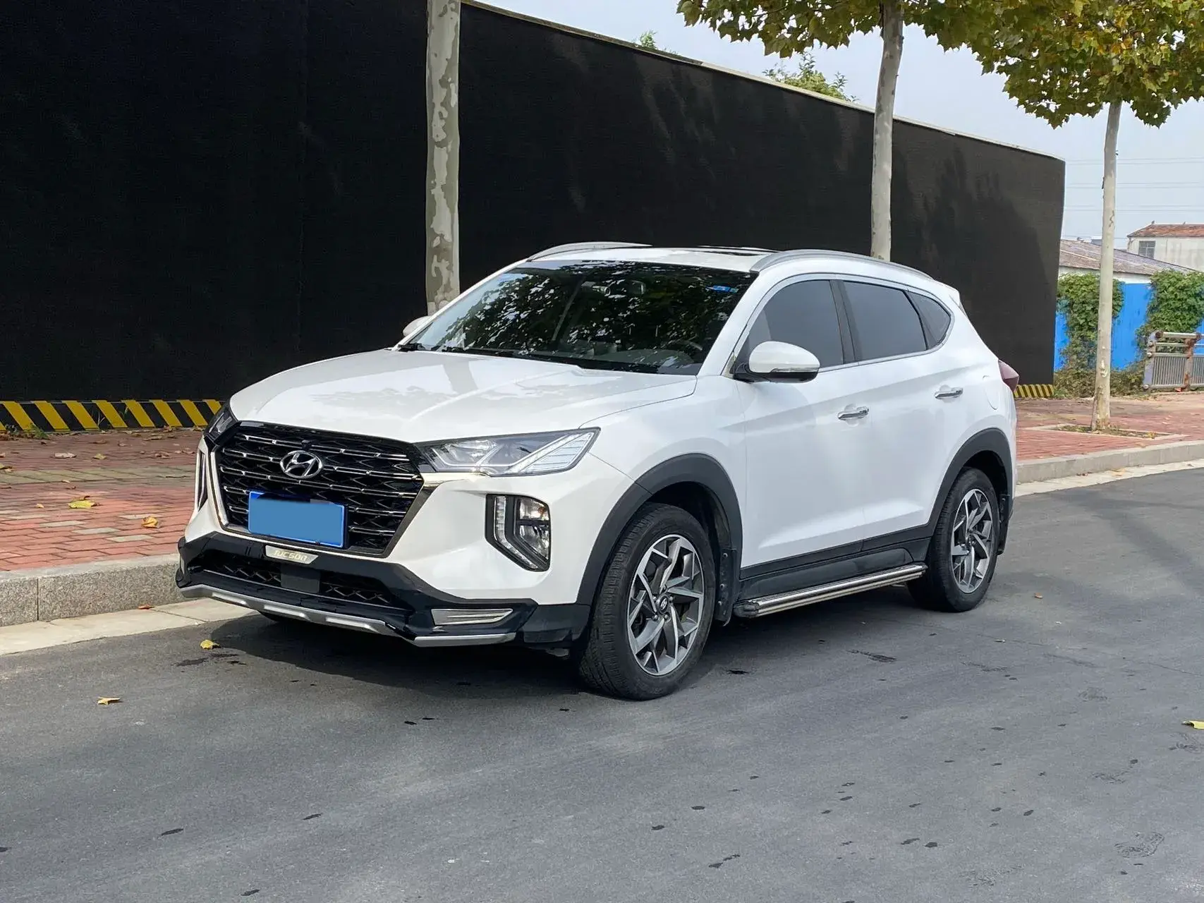 2020 HYUNDAI TUCSON view 1