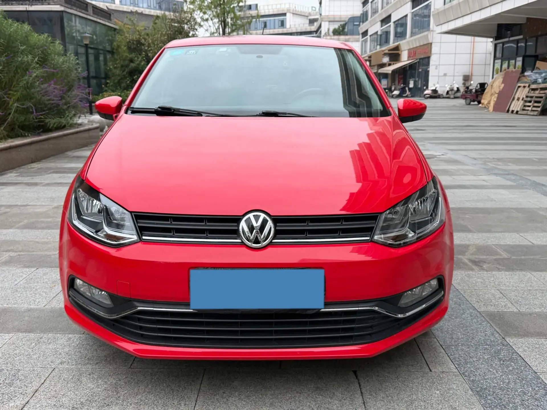 2018 VOLKSWAGEN POLO thumbnail 2