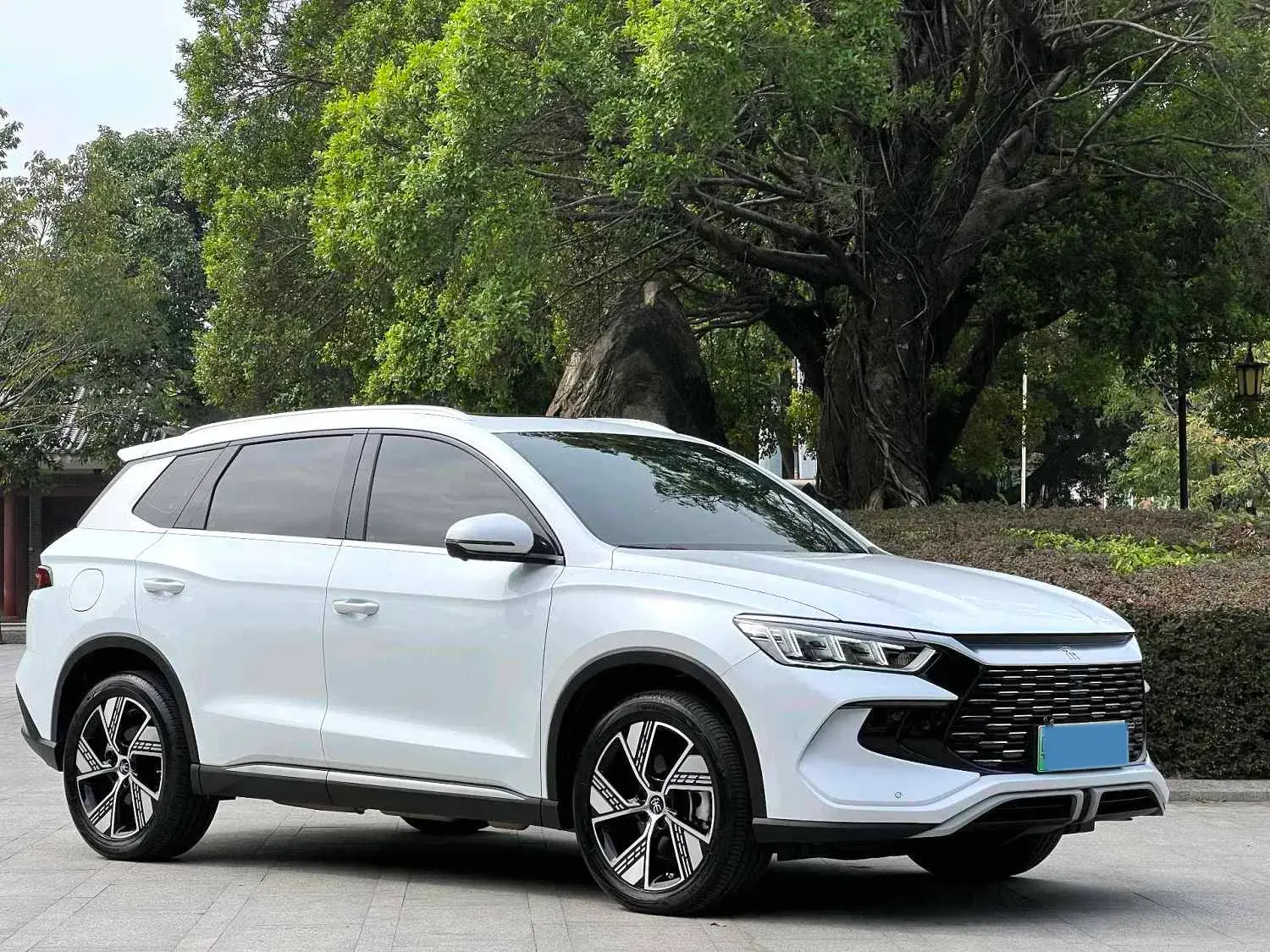 2023 BYD SONG thumbnail 3