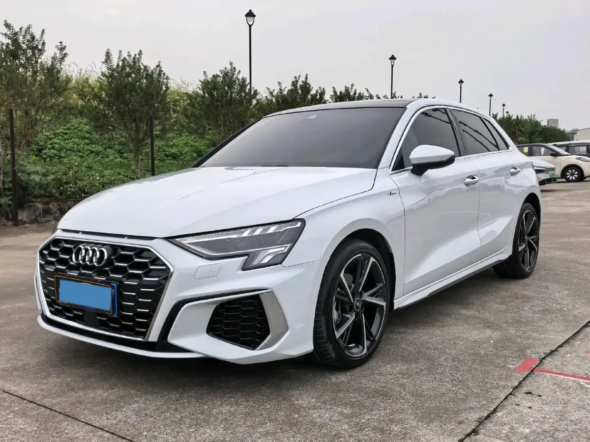 2022 Audi A3 1.4T 150HP L4 7DCT