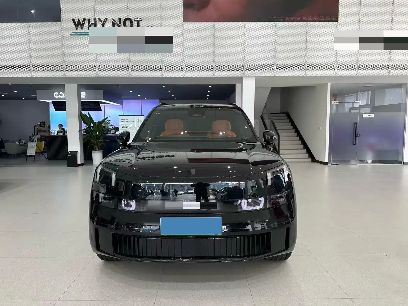 2025 LYNK&CO 900 thumbnail 2