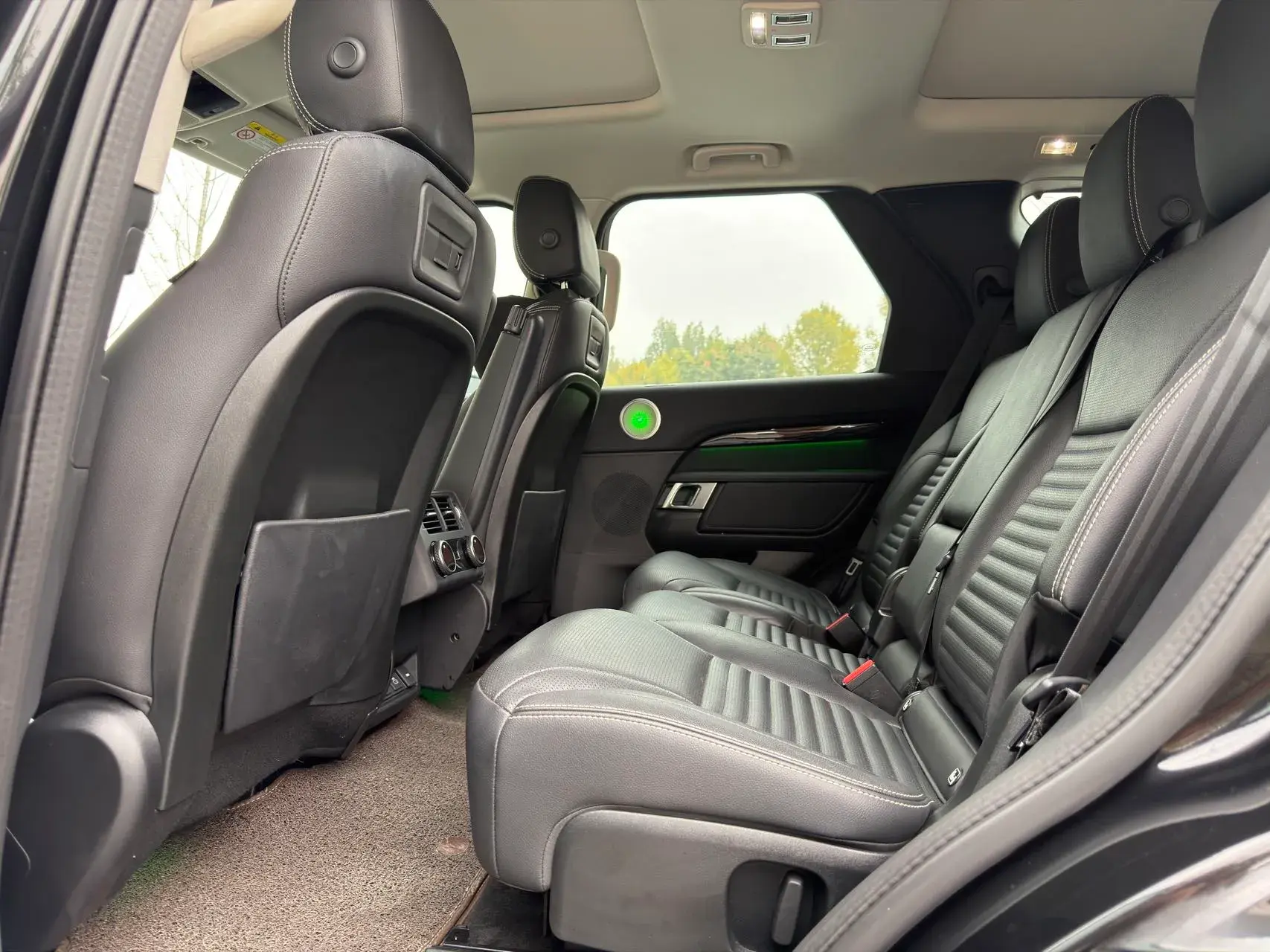 2021 LAND ROVER thumbnail 4