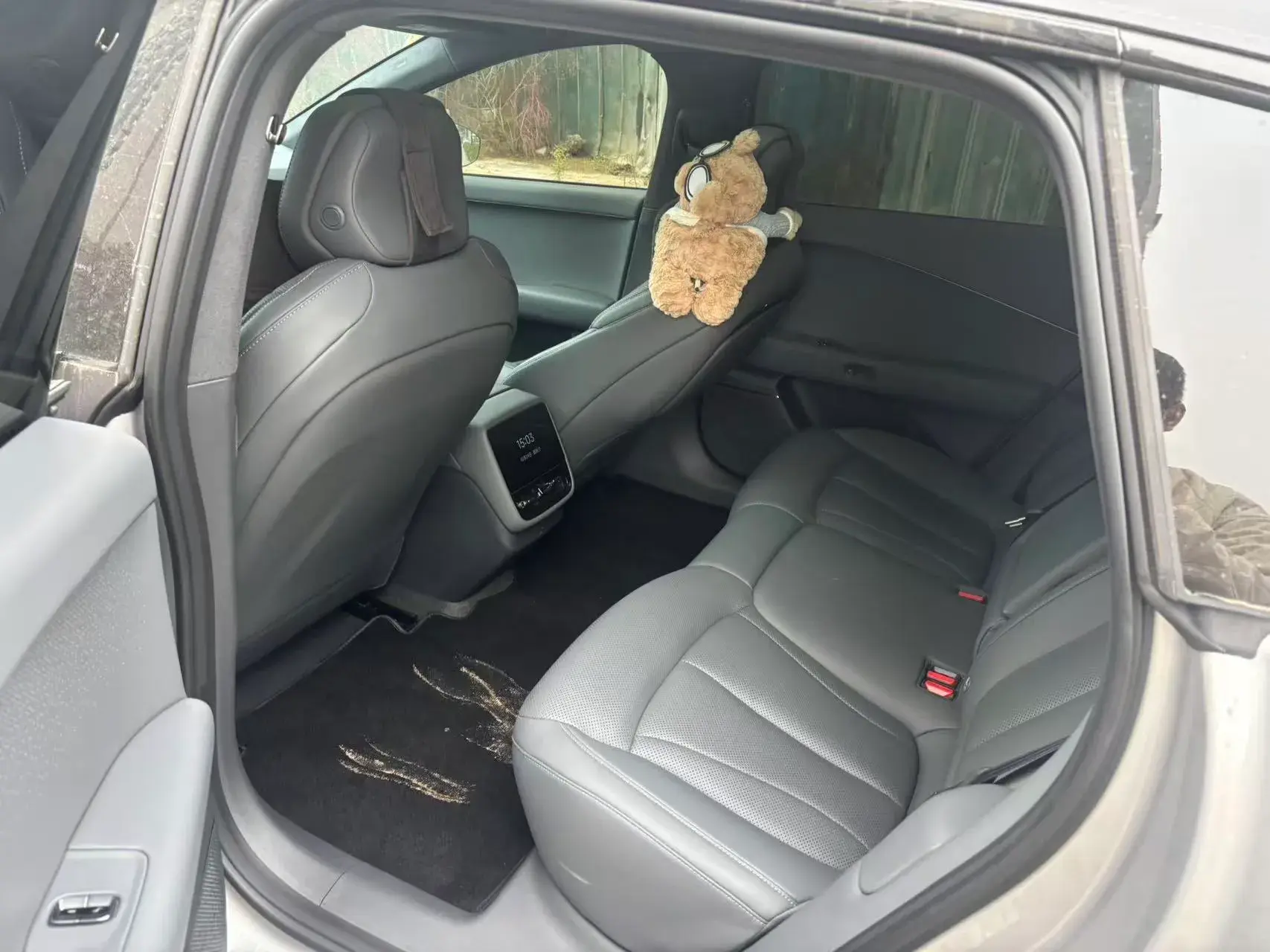 2024 XPENG P7+ thumbnail 3