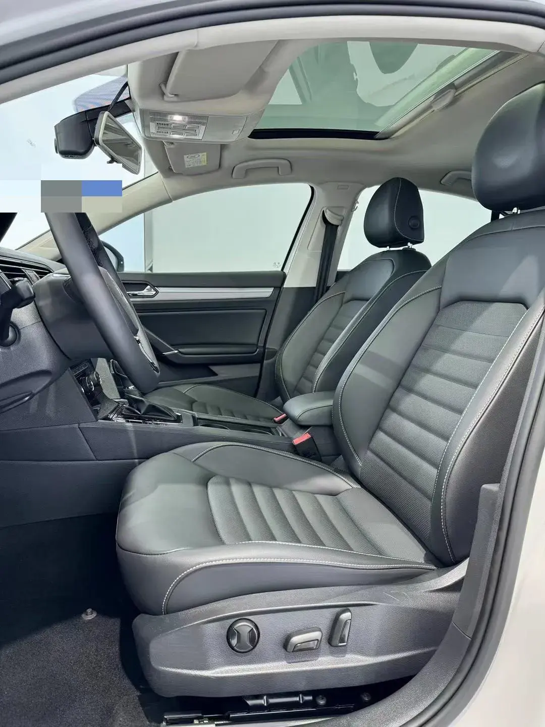 2021 VOLKSWAGEN LAMANDO thumbnail 4