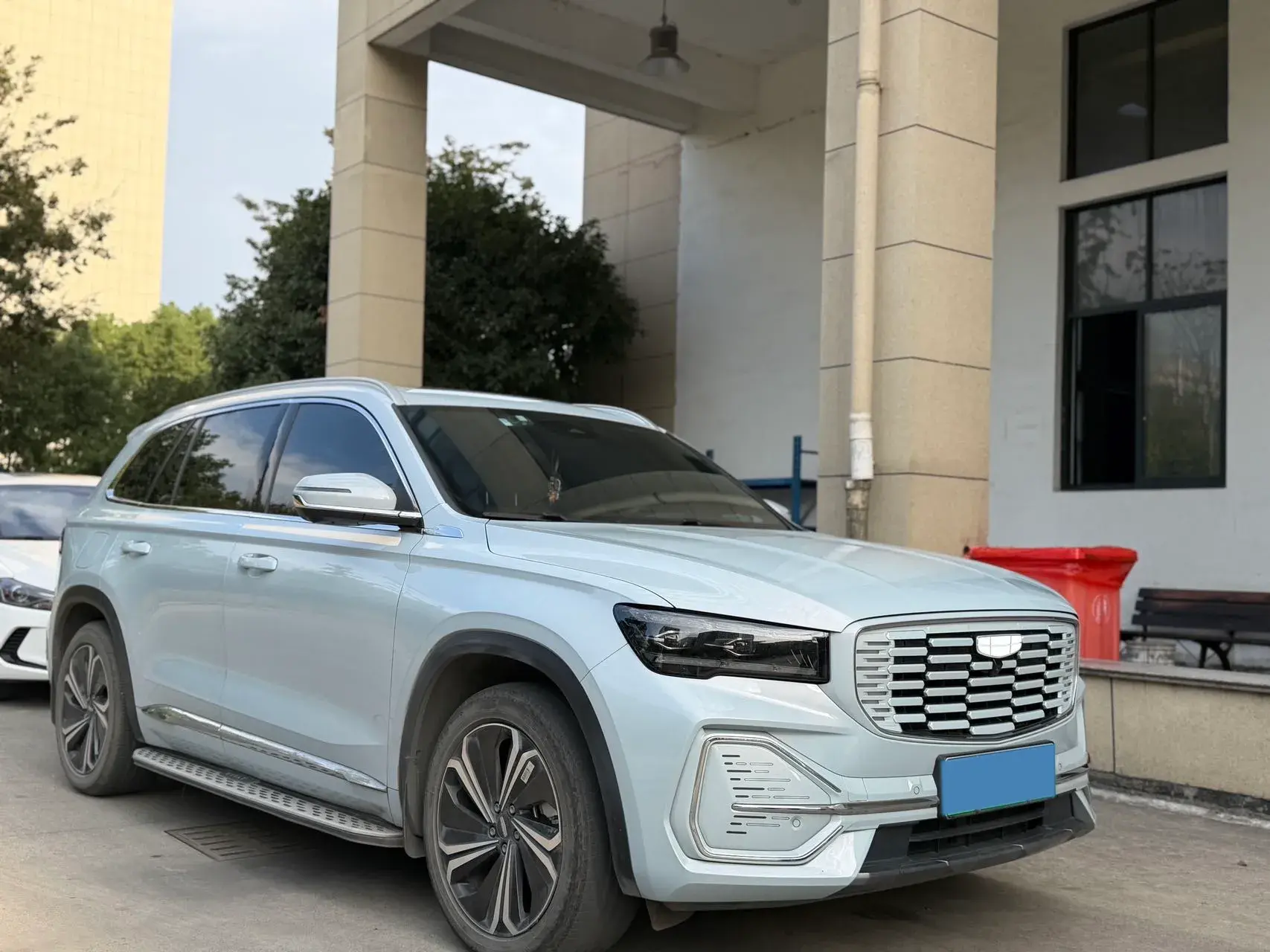 2022 GEELY MONJARO thumbnail 3