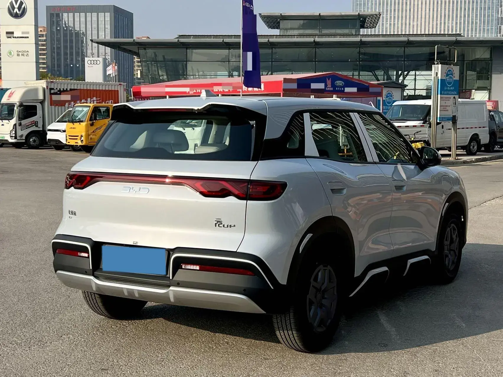 2025 BYD YUANUP thumbnail 4