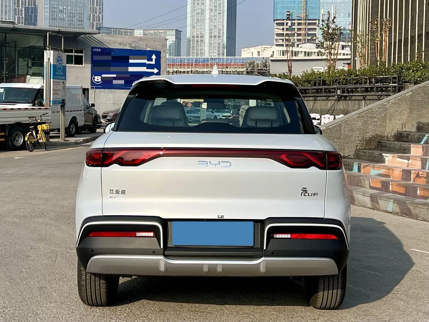 2025 BYD YUANUP thumbnail 3