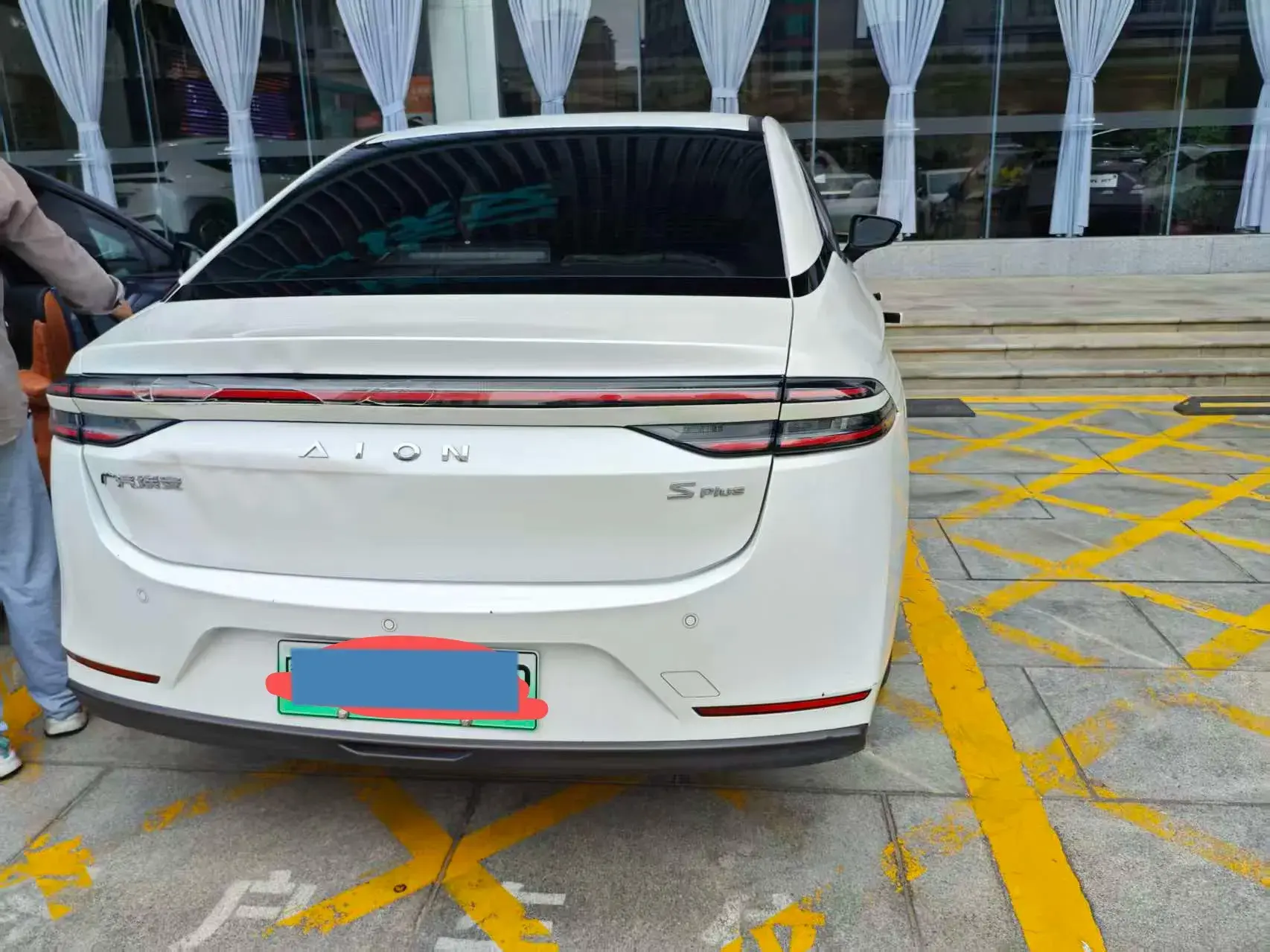 2023 AION S thumbnail 2