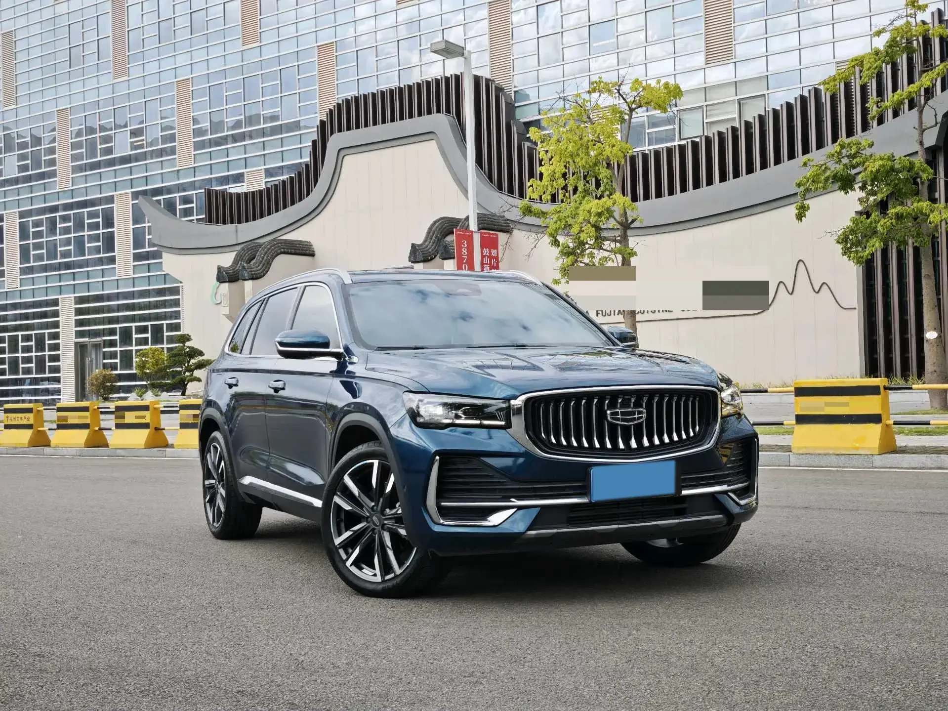 2021 GEELY MONJARO thumbnail 3