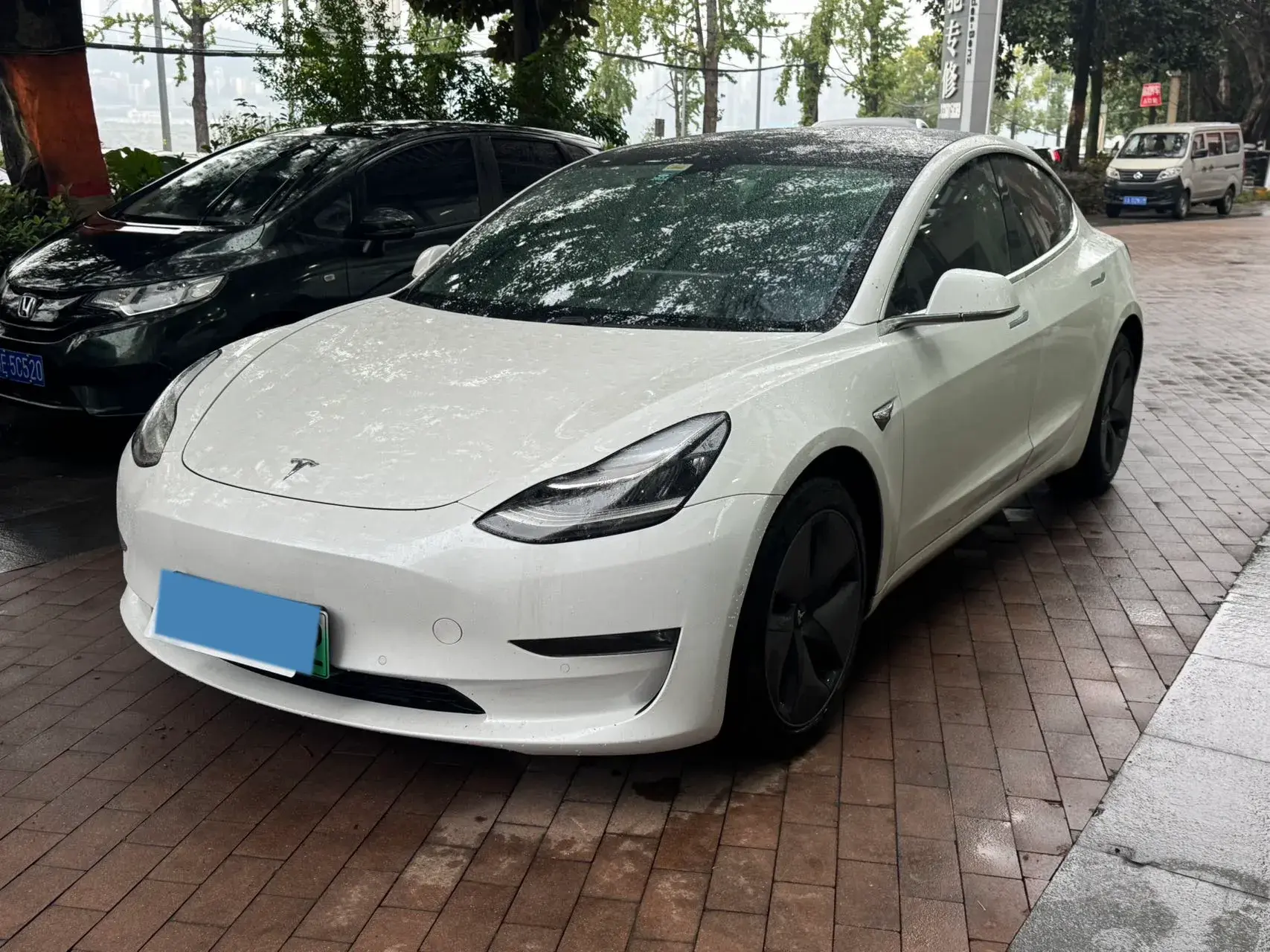 2019 TESLA MODEL view 1