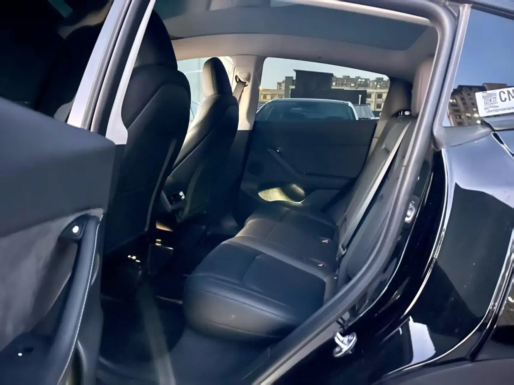 2021 TESLA MODEL thumbnail 4