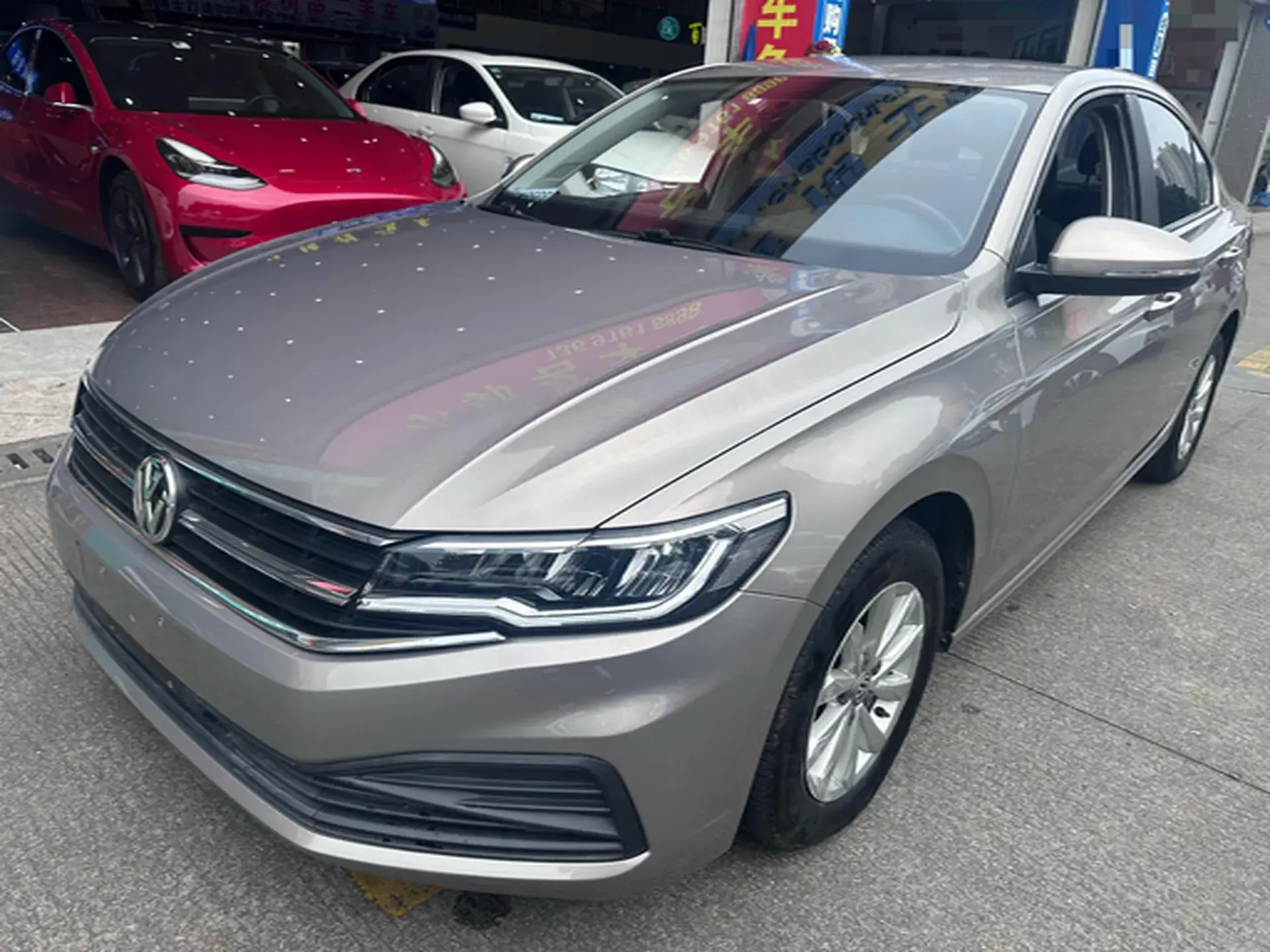 2019 VOLKSWAGEN BORA view 1