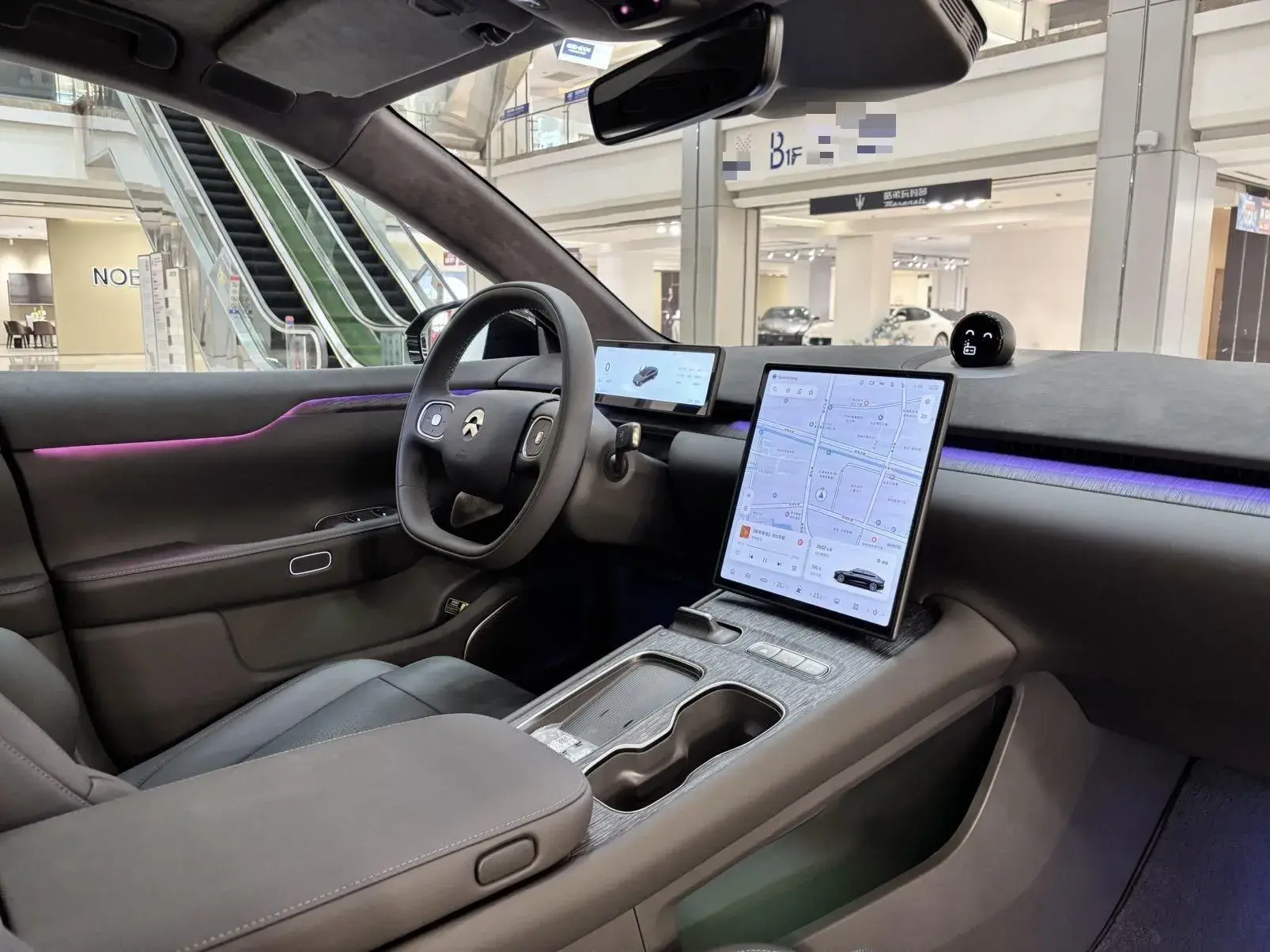 2024 NIO ET7 thumbnail 4