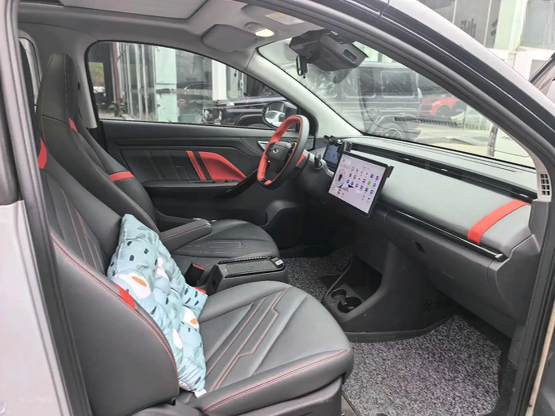 2022 CHERY EV thumbnail 4