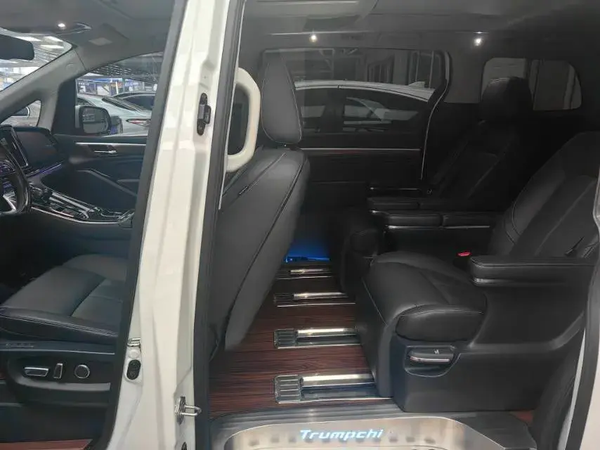 2021 GAC TRUMPCHI thumbnail 3