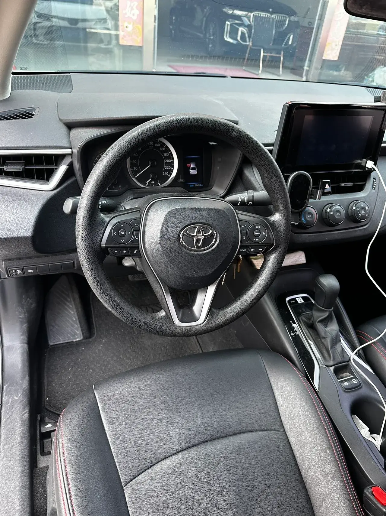 2021 TOYOTA COROLLA thumbnail 3