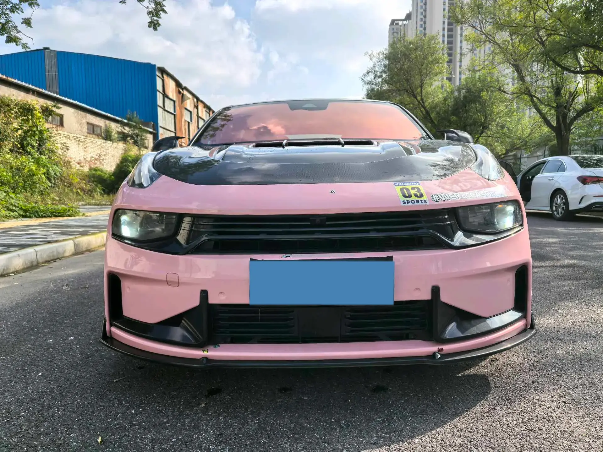 2022 LYNK&CO 03 thumbnail 2