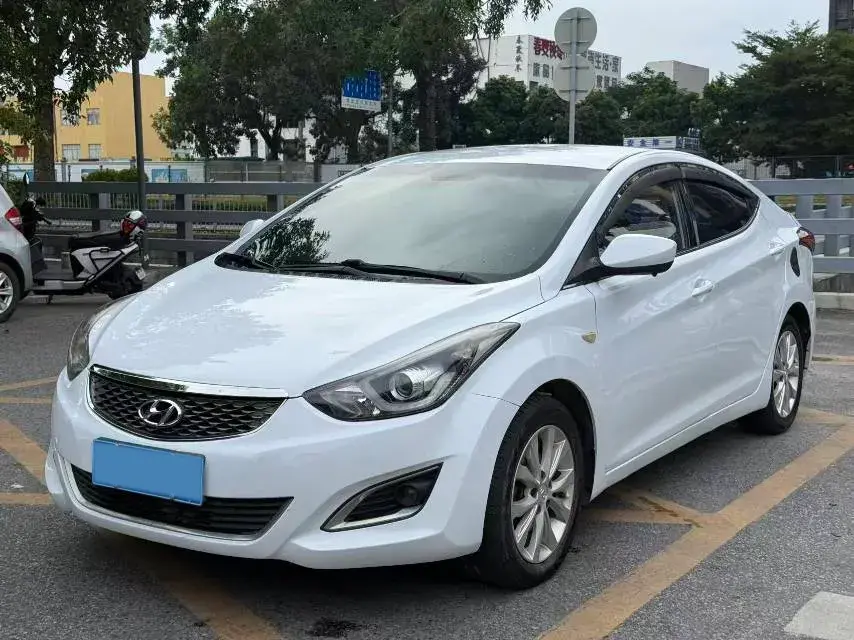 2016 Hyundai Elantra 1.6L 128HP L4 6AT