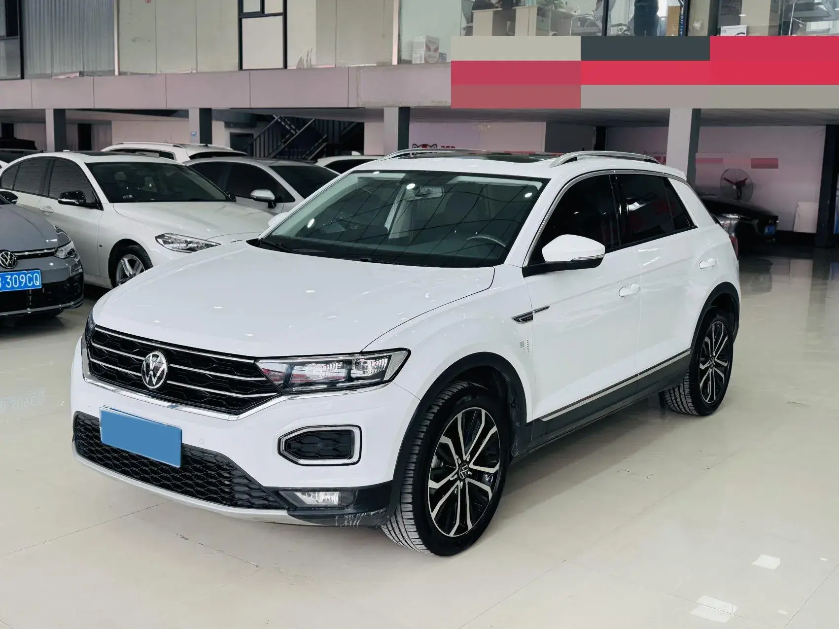 2022 VOLKSWAGEN T-ROC view 1