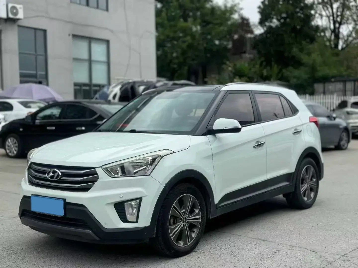2017 HYUNDAI IX25 view 1