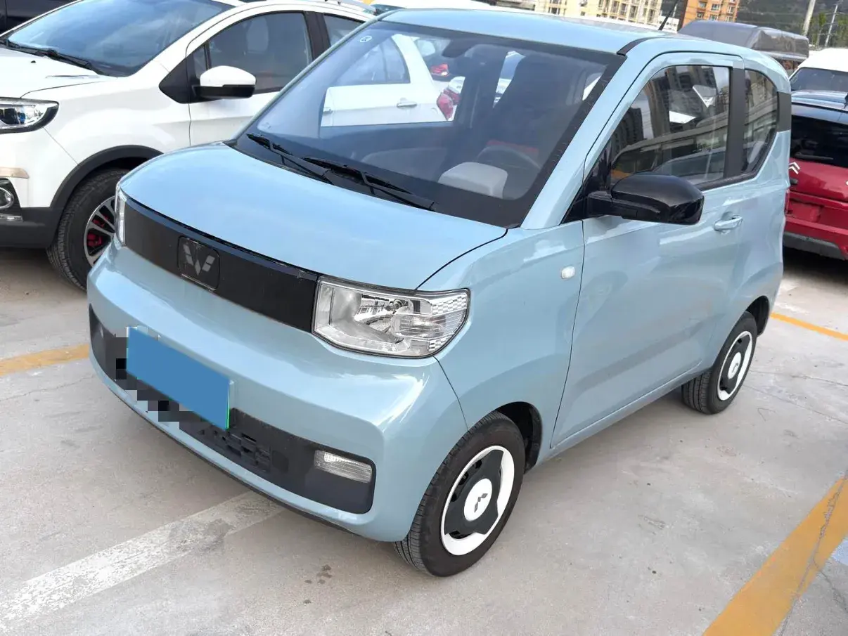 2022 WULING HONGGUANG view 1