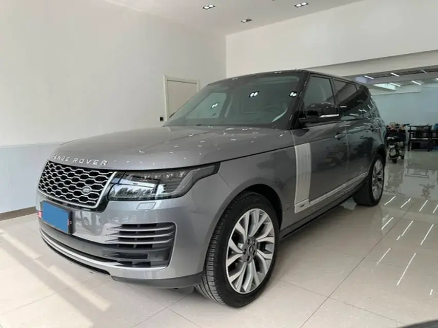 2021 LAND ROVER view 1
