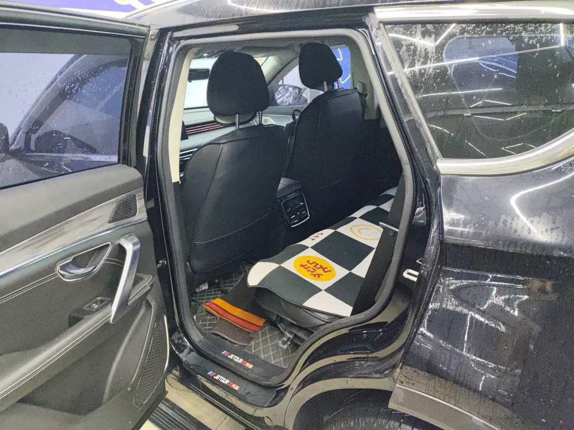 2023 JETOUR X70 thumbnail 4