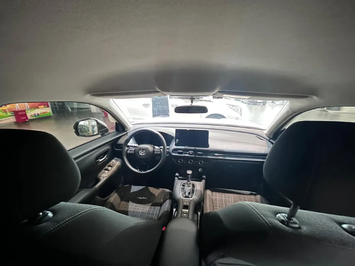 2023 Honda ZR-V 1.5T 182HP L4 CVT,autocango,china used car exporter,china ev exporter,chinese used car exporter,chinese used ev exporter