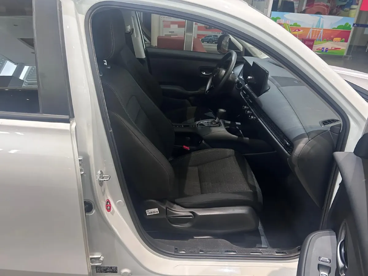 2023 Honda ZR-V 1.5T 182HP L4 CVT,autocango,china used car exporter,china ev exporter,chinese used car exporter,chinese used ev exporter