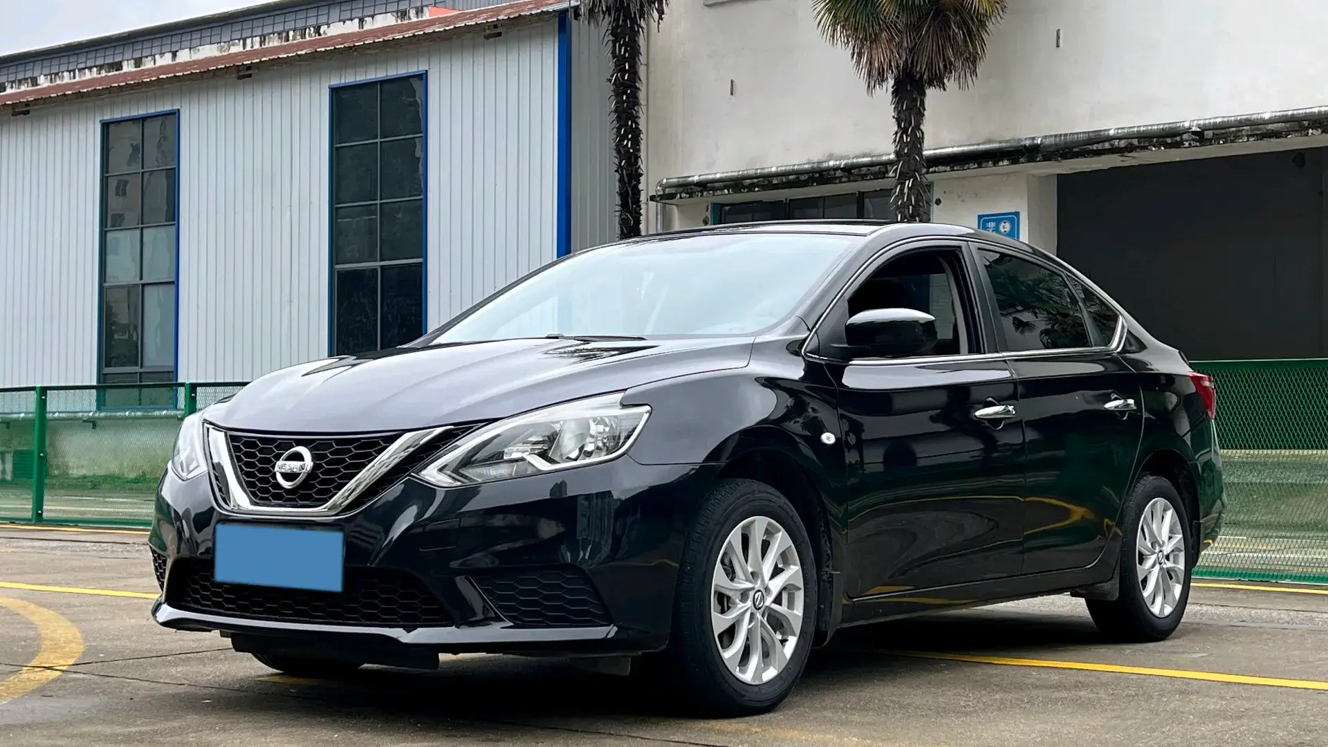 2022 NISSAN SYLPHY view 1