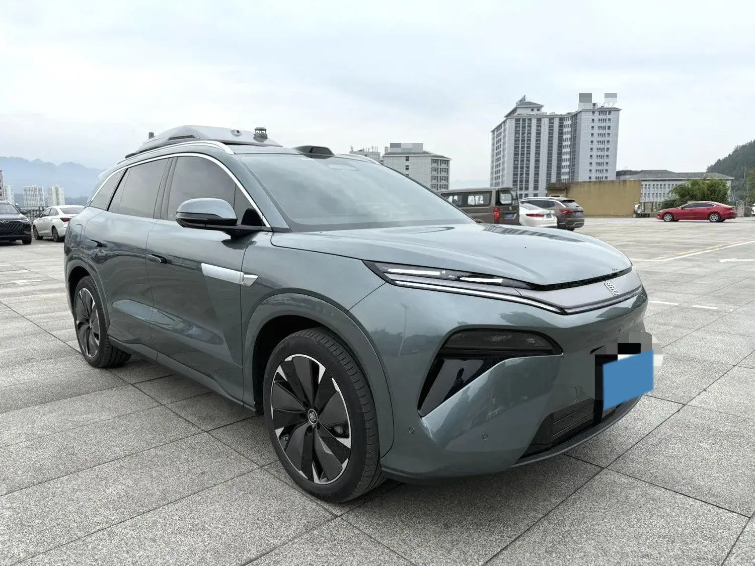 2025 BYD TANGL thumbnail 3