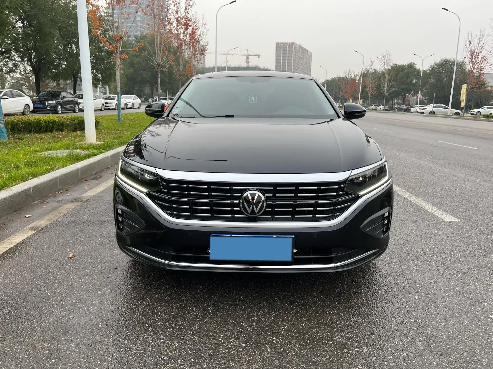 2024 VOLKSWAGEN PASSAT thumbnail 2